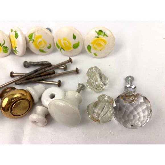 Vintage Lot of 20 Ceramic Glass Cabinet Pull Knobs Yellow Floral Clear Faceted - Picture 2 of 16